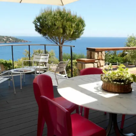 Apartment With 4 Bedrooms In Saint-raphael, With Wonderful Sea View, Priva