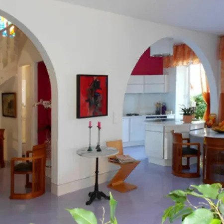 With 4 Bedrooms In Saint-raphael, With Wonderful Sea View, Priva Apartment