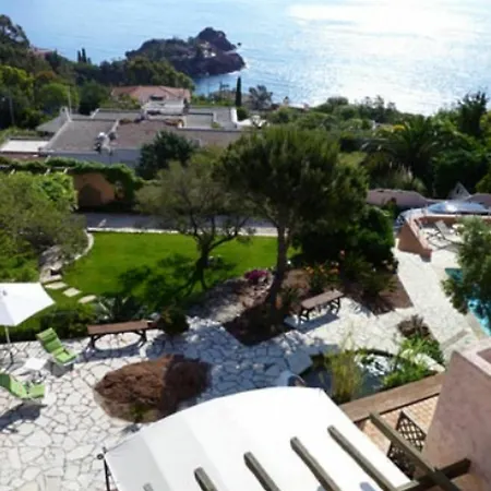 Apartment With 4 Bedrooms In Saint-raphael, With Wonderful Sea View, Priva *