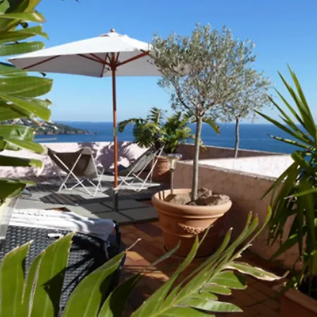 With 4 Bedrooms In Saint-raphael, With Wonderful Sea View, Priva * Saint-Raphael (Var)